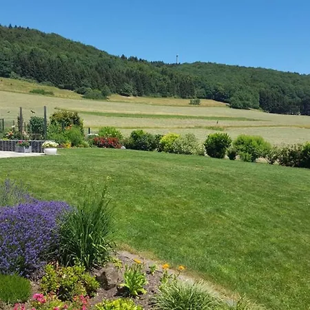 Appartement Ferienwohnung Weiherblick ****, *